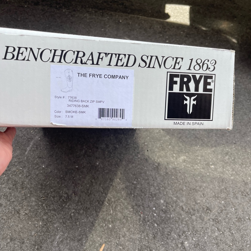 Frye Embroidered Logo